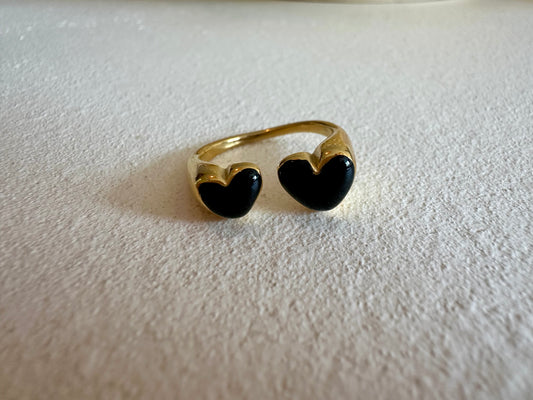 Zwart hartjes ring 